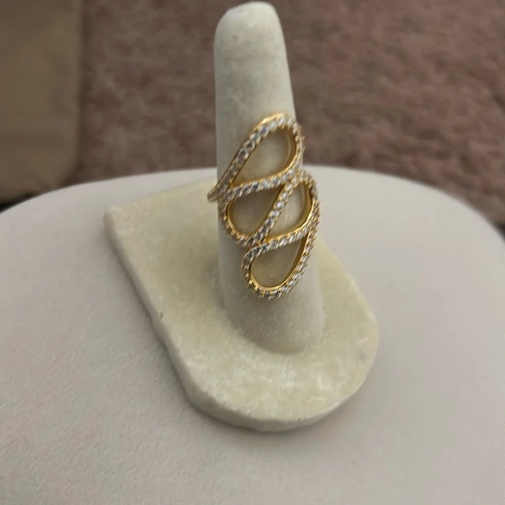 QVC ring - Picture 1 of 5